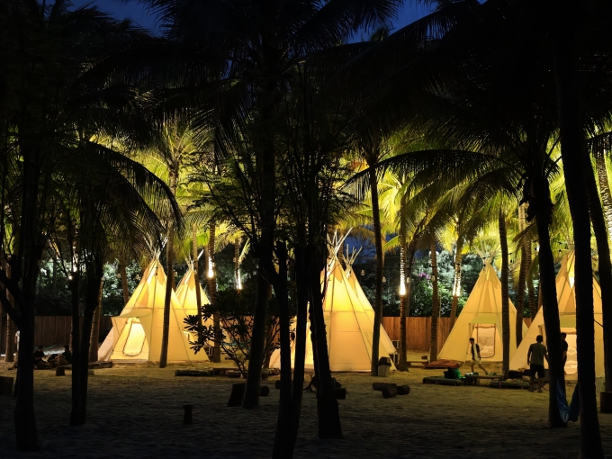 Một góc khuôn viên cắm trại ở Tropical Eglamping Mũi Né. Ảnh: Tropical Eglamping Mũi Né