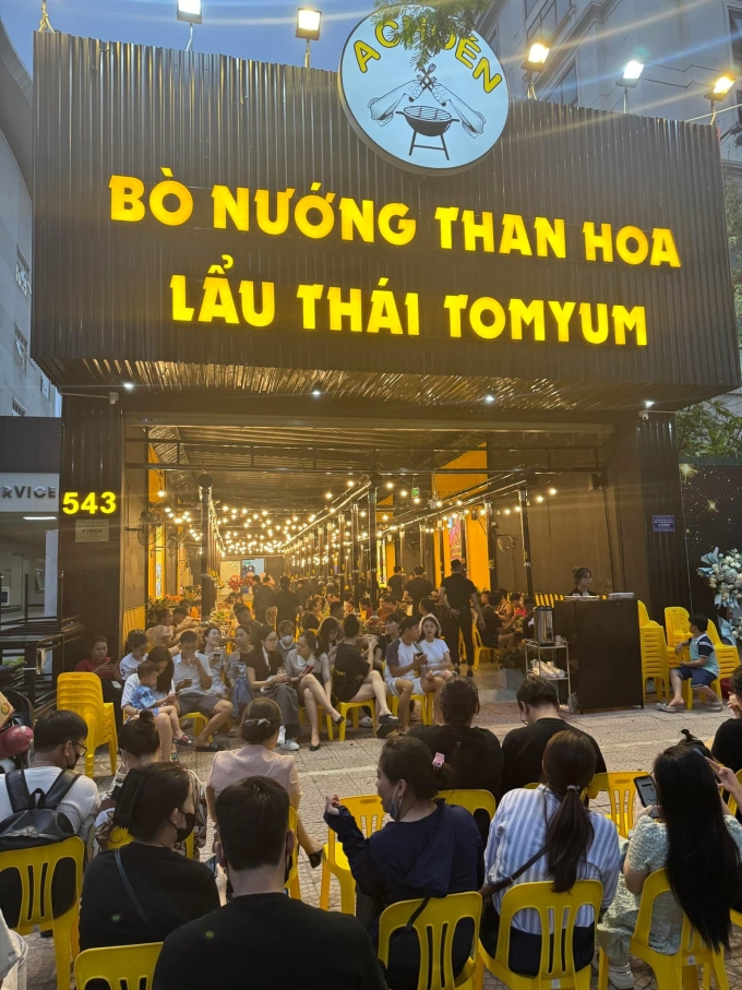 A Choén hiện có tổng cộng 8 chi nhánh, nằm tại các khu vực sầm uất quanh Hà Nội. Ảnh: A Choén