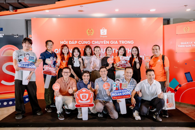 Các nhà bán hàng tham gia tương tác trong buổi hội thảo. Ảnh: Shopee