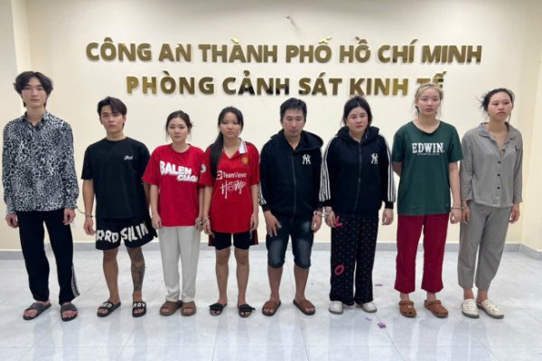 Quán bar bán khí cười: Lợi nhuận trăm tỷ đồng