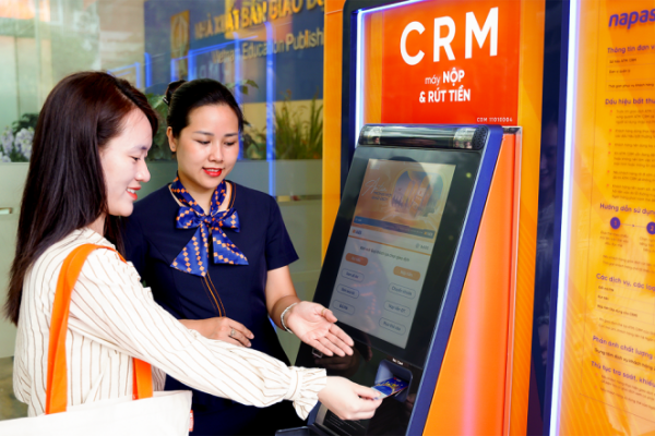 SHB ra mắt CRM: Máy giao dịch tự động thế hệ mới