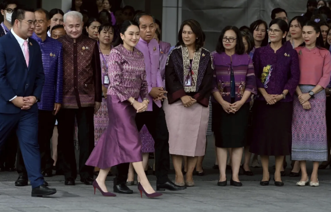 Bà Paetongtarn Shinawatra đến trụ sở Bộ Văn hóa Thái Lan ngày 4/7. Ảnh: NationThailand
