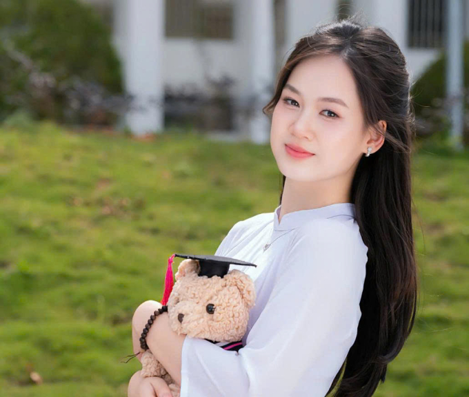 Hiền Mai, thủ khoa A00 thi tốt nghiệp THPT 2025, đến từ Phú Thọ. Ảnh: Nhân vật cung cấp