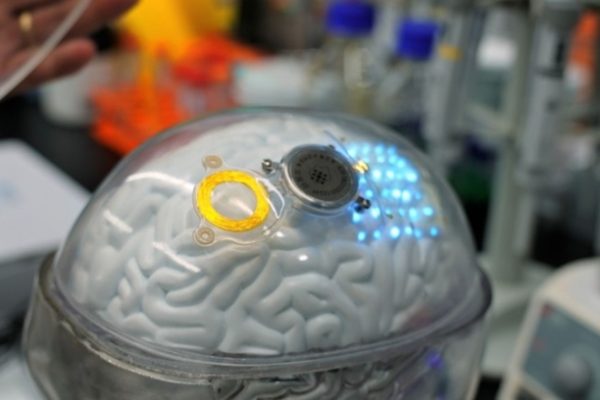 Trung Quốc soán ngôi Mỹ trong công nghệ chip não?