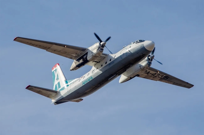 Một phi cơ An-24 của hãng hàng không Angara. Ảnh