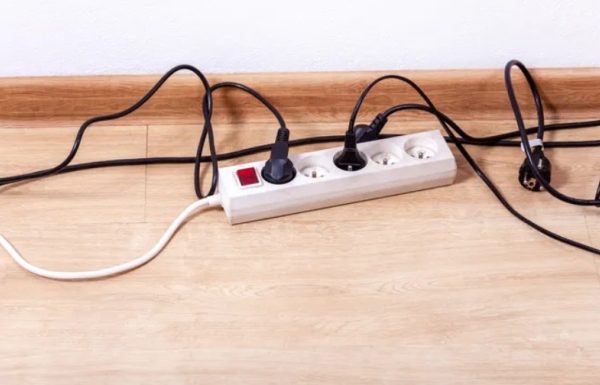 Tuyệt đối không dùng ổ cắm nối trong 6 trường hợp này