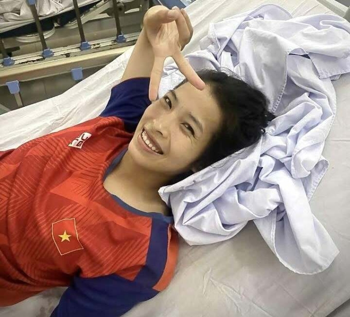 Yến Thư hồi phục và được cho xuất viện ngay chiều 20/7, vài tiếng sau sự cố ngất xỉu ở cuộc đua. Ảnh: Nhân vật cung cấp