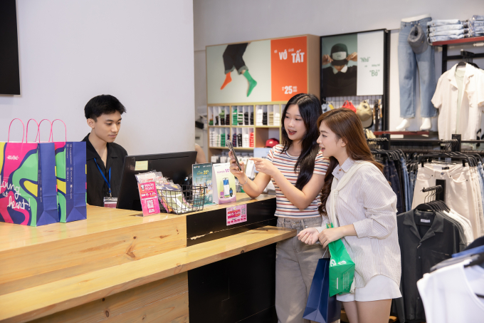 Khách hàng có cơ hội nhận nhiều ưu đãi hấp dẫn khi tích điểm và mua sắm tại Aeon. Ảnh: Aeon Mall
