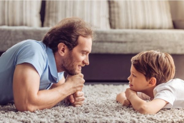 Dạy con không đòn roi: Phương pháp hiệu quả và yêu thương