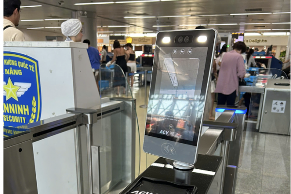 Sân bay Đà Nẵng: Thủ tục bay nhanh chóng với VNeID