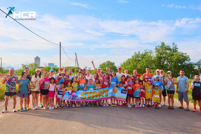 Các em nhỏ CLB Hải Châu runners trong một buổi chạy ngày hè. Ảnh: Hải Châu runners