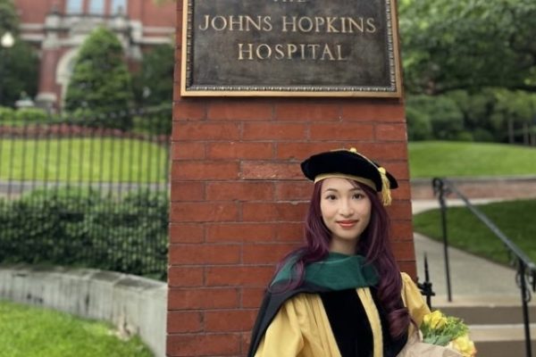 Nữ sinh Việt đỗ nội trú Harvard sau 10 năm du học Mỹ