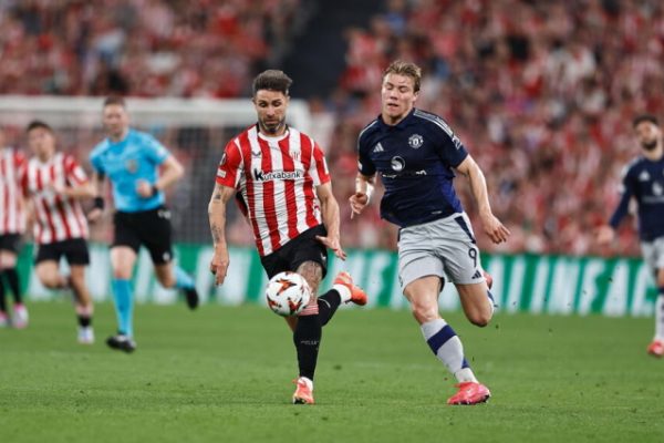 Đối thủ Man Utd dính doping: Tin sốc trước trận đấu