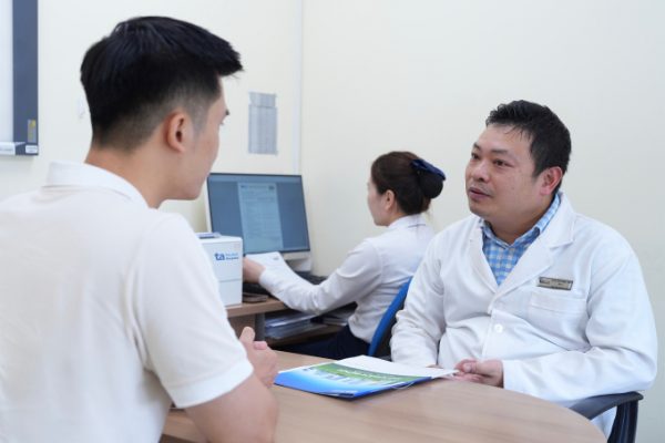 Đau tinh hoàn sau quan hệ: Nguyên nhân và cách xử lý