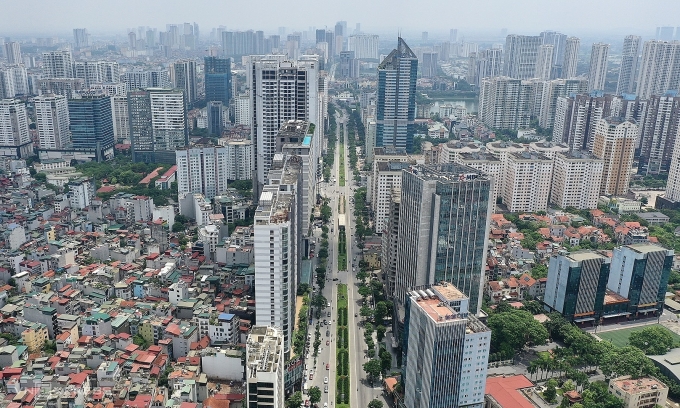 Một dãy tòa chung cư ở trung tâm Hà Nội. Ảnh: Ngọc Thành