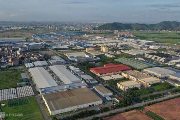 Giá thuê kho xưởng tăng bất chấp nhu cầu chậm lại