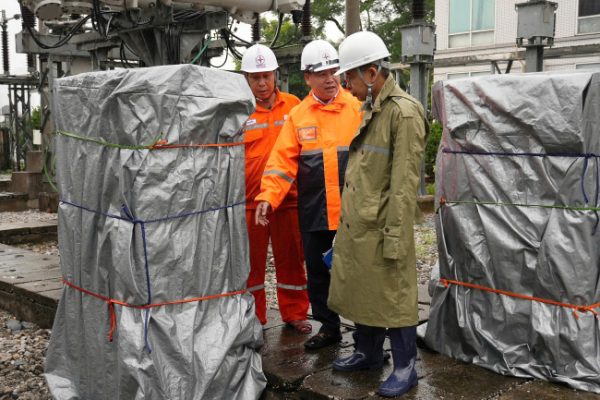 EVNNPC: Triển khai ứng phó bão số 3 hiệu quả