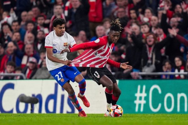 Barca bị tố “truyền thông bẩn” trong vụ Nico Williams