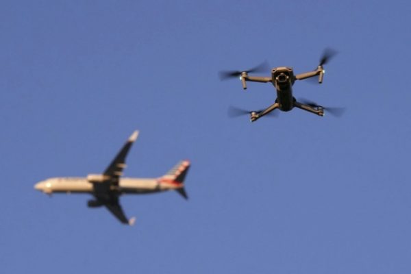 Quân đội Mỹ lo ngại về drone tự sát: Mối đe dọa mới