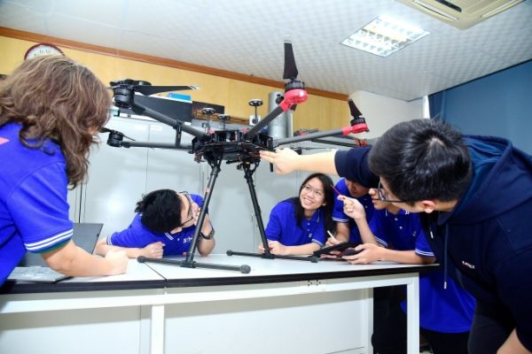 Học gì để làm ngành vũ trụ, vệ tinh? Cơ hội việc làm