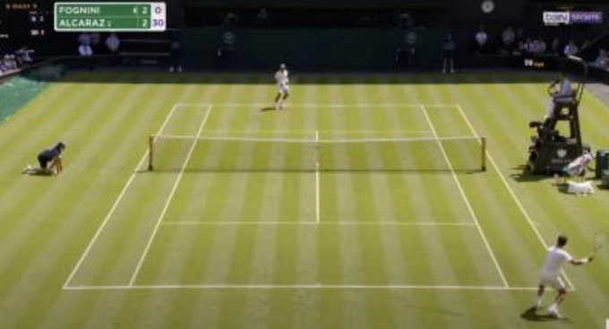 ... và trước Fognini. Ảnh chụp màn hình