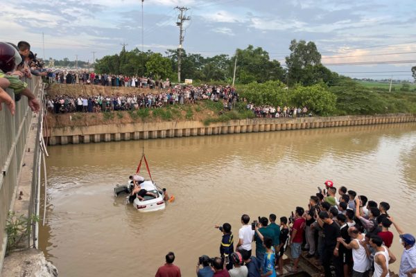 Nghệ An: Tìm thấy thi thể cuối cùng vụ tai nạn liên hoàn