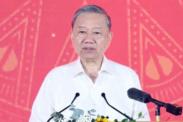 Trường học biên giới: ‘Pháo đài tri thức và lòng yêu nước’ – Tổng Bí thư