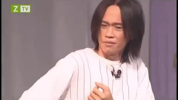 Hữu Lộc, Hoài Linh diễn trong liveshow "Bật mí bí mật bị mất" của Hoài Linh năm 2006