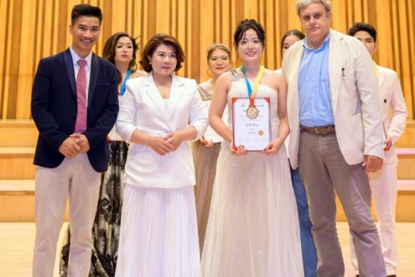 ĐH Duy Tân: Giảng viên đoạt giải vàng âm nhạc quốc tế