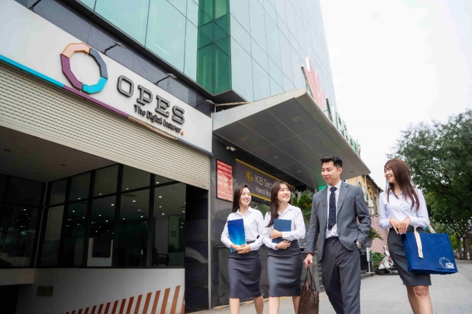 Nhân sự của OPES. Ảnh: OPES