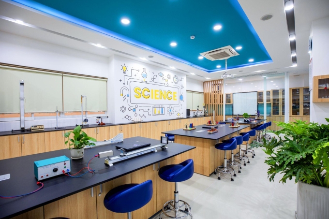 Phòng học tại Asian School trang bị cơ sở vật chất tiện nghi, không gian hiện đại để khuyến khích học sinh sáng tạo. Ảnh: Asian School
