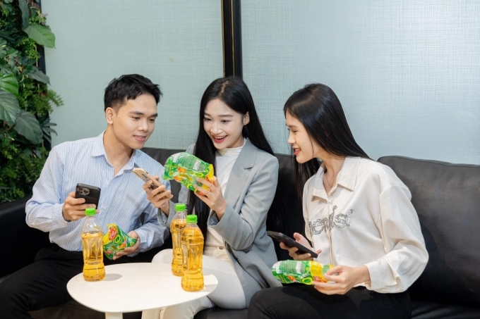 Chương trình khuyến mãi hè của Trà Xanh Không Độ được nhiều bạn trẻ đón nhận. Ảnh: Trà Xanh Không Độ