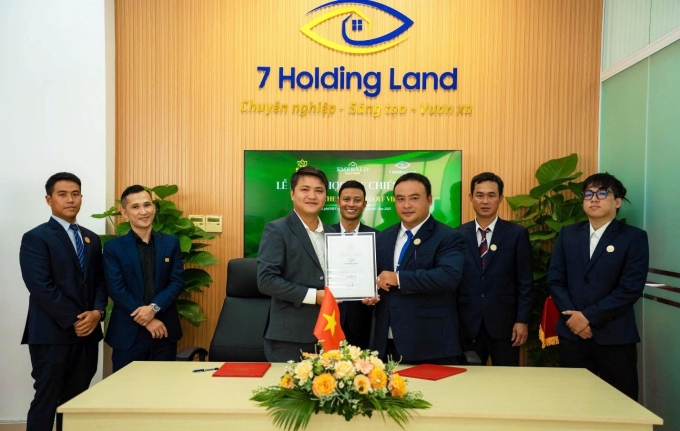 Đơn vị chính thức thành đối tác phân phối dự án The Emerald Golf View. Ảnh: Seven Holding Land