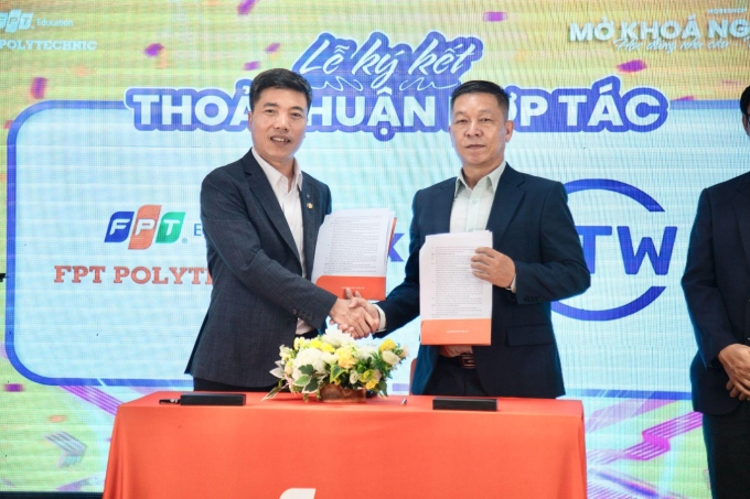 FPT Polytechnic và Công ty Cổ phần Công nghệ CTW ký kết hợp tác phát triển nhân lực. Ảnh: Trường Cao đẳng FPT Polytechnic