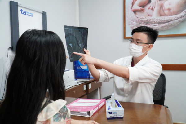 Polyp tử cung: Nguyên nhân vô sinh tiềm ẩn & cách điều trị