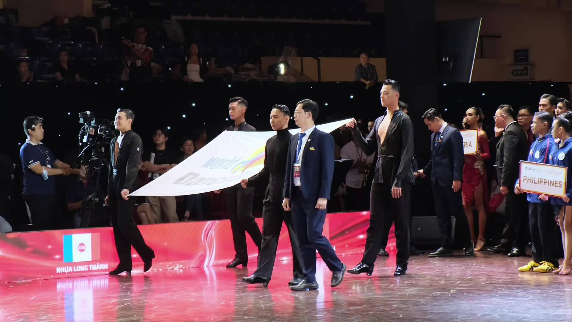 Khai mạc "Vietnam Dancesport Festival 2025" tại TP HCM