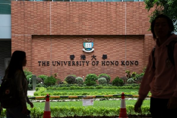 Hong Kong: Điều tra vụ nam sinh tạo video khiêu dâm bằng AI
