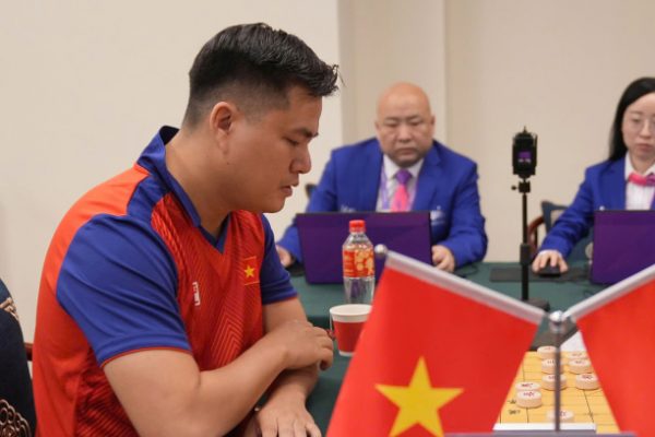 Lại Lý Huynh Đại Bại Trước Kỳ Vương Cờ Tướng Trung Quốc