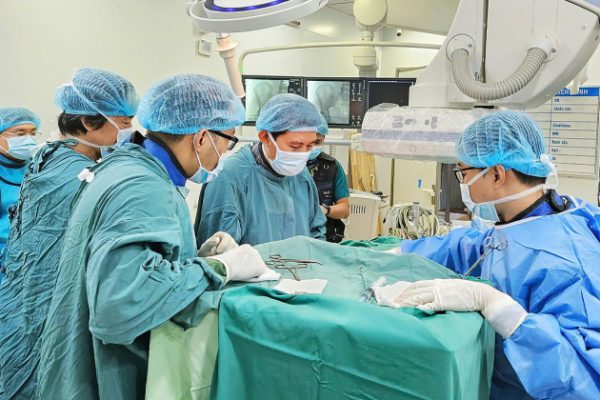 Hội chứng hiếm gặp: Suýt mất mạng khi ngủ