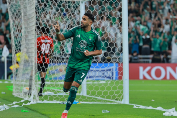 Mahrez muốn đá cặp với Messi ở Saudi Pro League