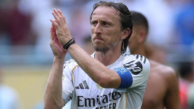 Modric chơi trận cuối cho Real hôm 9/7, thua PSG 0-4 ở bán kết Club World Cup. Ảnh: Reuters