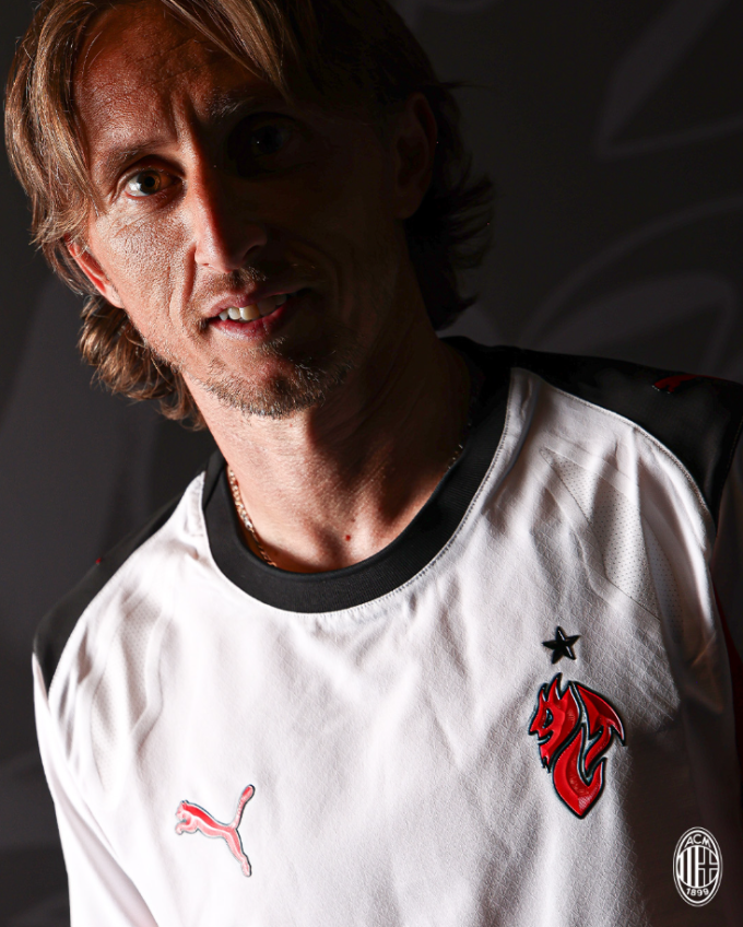 Luka Modric trong trang phục sân khách của AC Milan mùa 2025-2026. Ảnh: AC Milan
