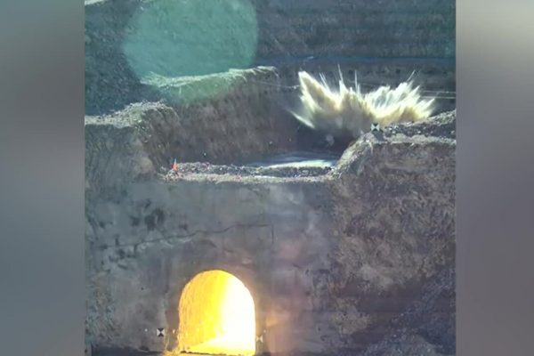 Mỹ nâng cấp GBU-57: Siêu bom xuyên hầm thế hệ mới