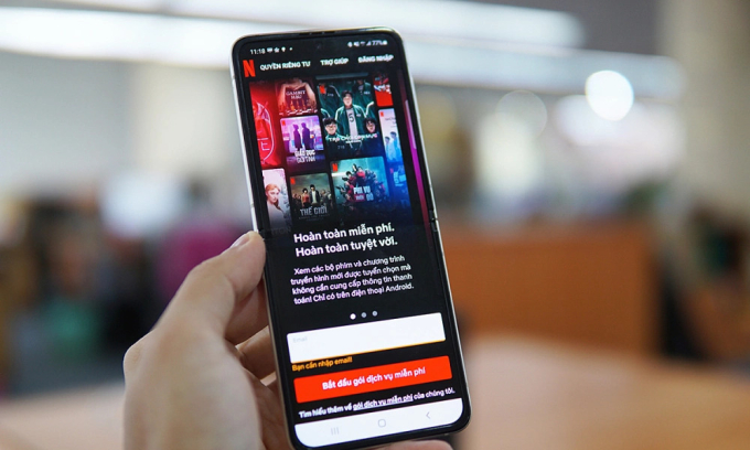 Giao diện Netflix trên điện thoại. Ảnh: Lưu Quý