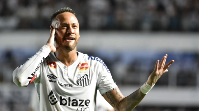 Neymar mừng bàn trong trận Santos thắng Bragantino 2-0 trên sân Urbano Caldeira, Santos, Brazil ngày 2/3. Ảnh: CNN Brazil