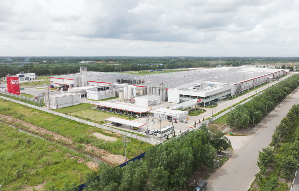 Nhà máy đồ uống Việt Nam đầu tiên đạt chuẩn LEED Gold (chuẩn xanh)