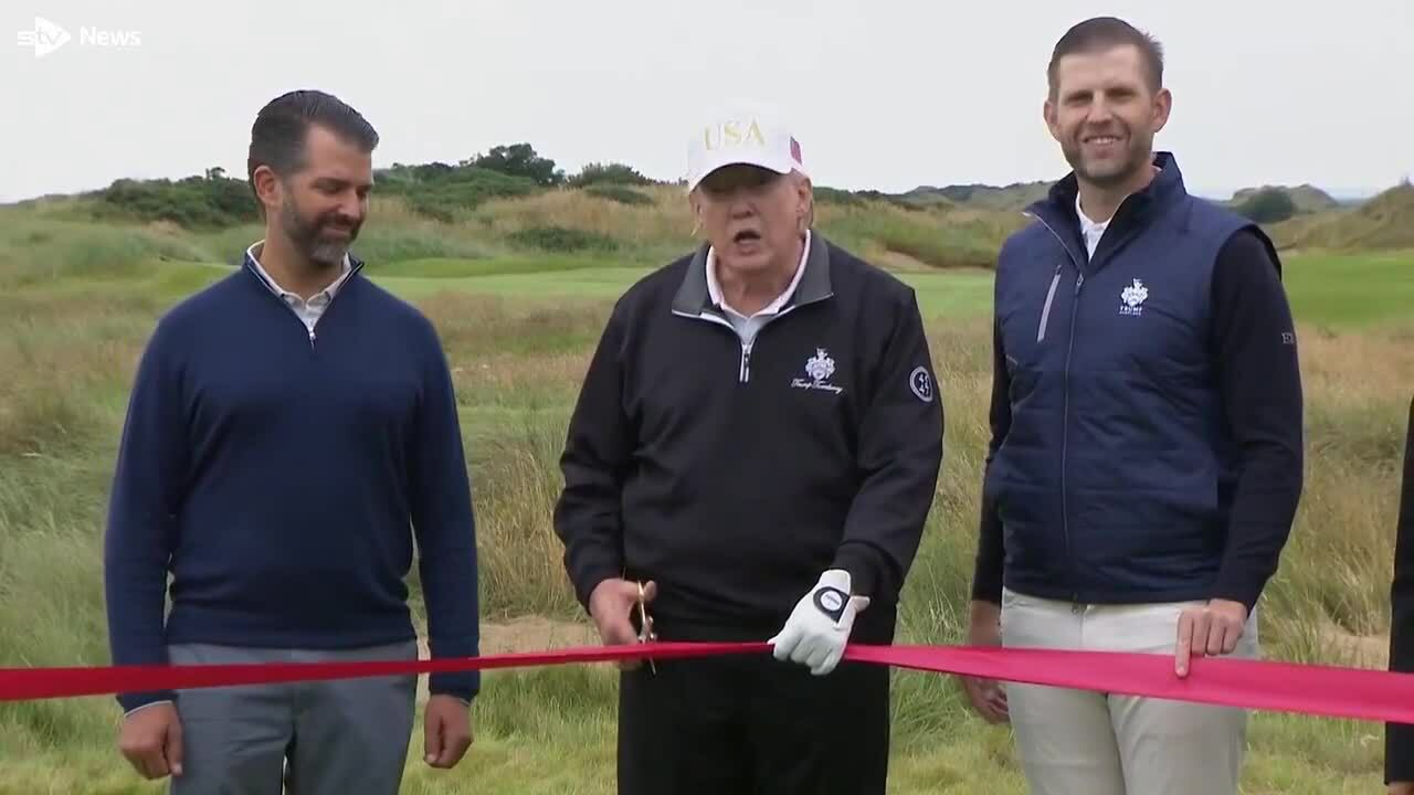 Ông Trump khánh thành sân golf mới ở Scotland