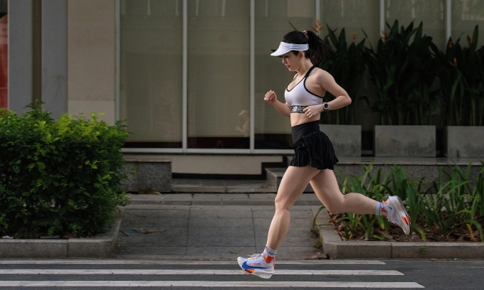 Runner cần xác định cụ thể mục đích của từng buổi chạy để tránh mắc bẫy junk miles. Ảnh: Kacey Ngô
