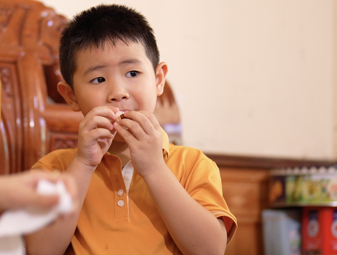 Bé Phong, 5 tuổi, là con trai của vợ chồng chị Đoài. Ảnh: Bệnh viện Đa khoa Tâm Anh