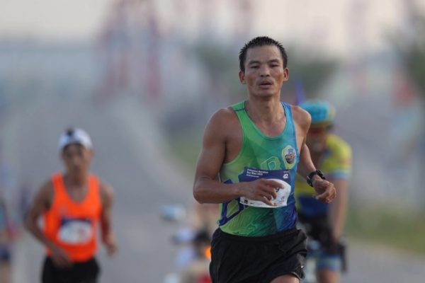 Tập thể dục thời tiết nóng: Điều gì xảy ra với cơ thể bạn?